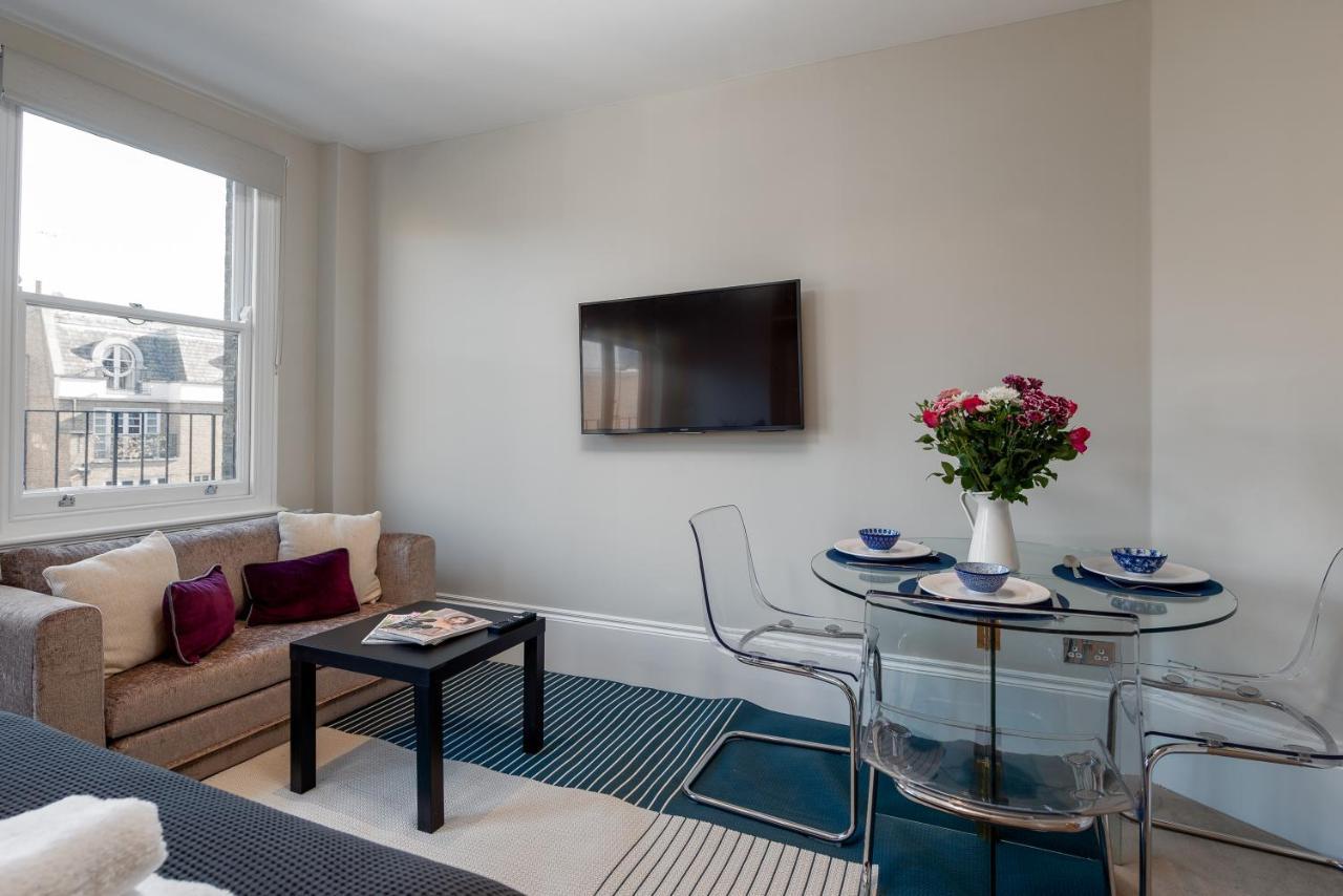 Capital Sloane Street Studio With Balcony London Eksteriør billede